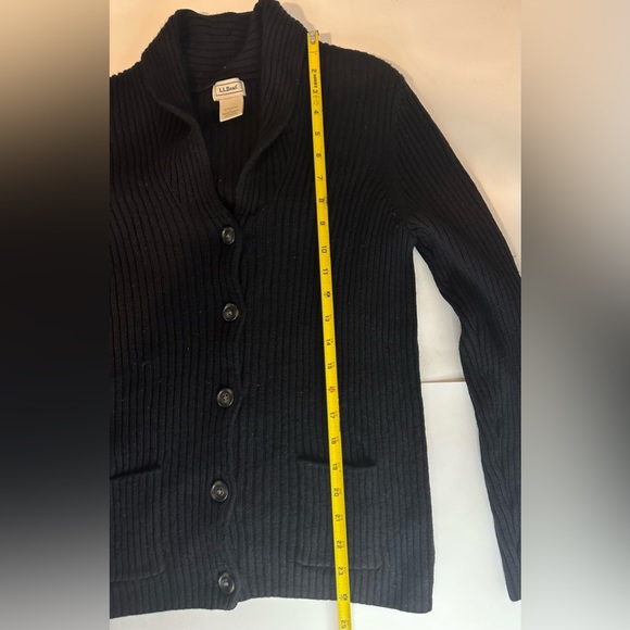 LL Bean Womens Large Cardigan 100% Merino Wool Sweater Collar Shawl Black Pocket - Picture 10 of 10